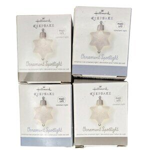 Hallmark Keepsake Ornament Spotlight Star Christmas Tree Light NOS